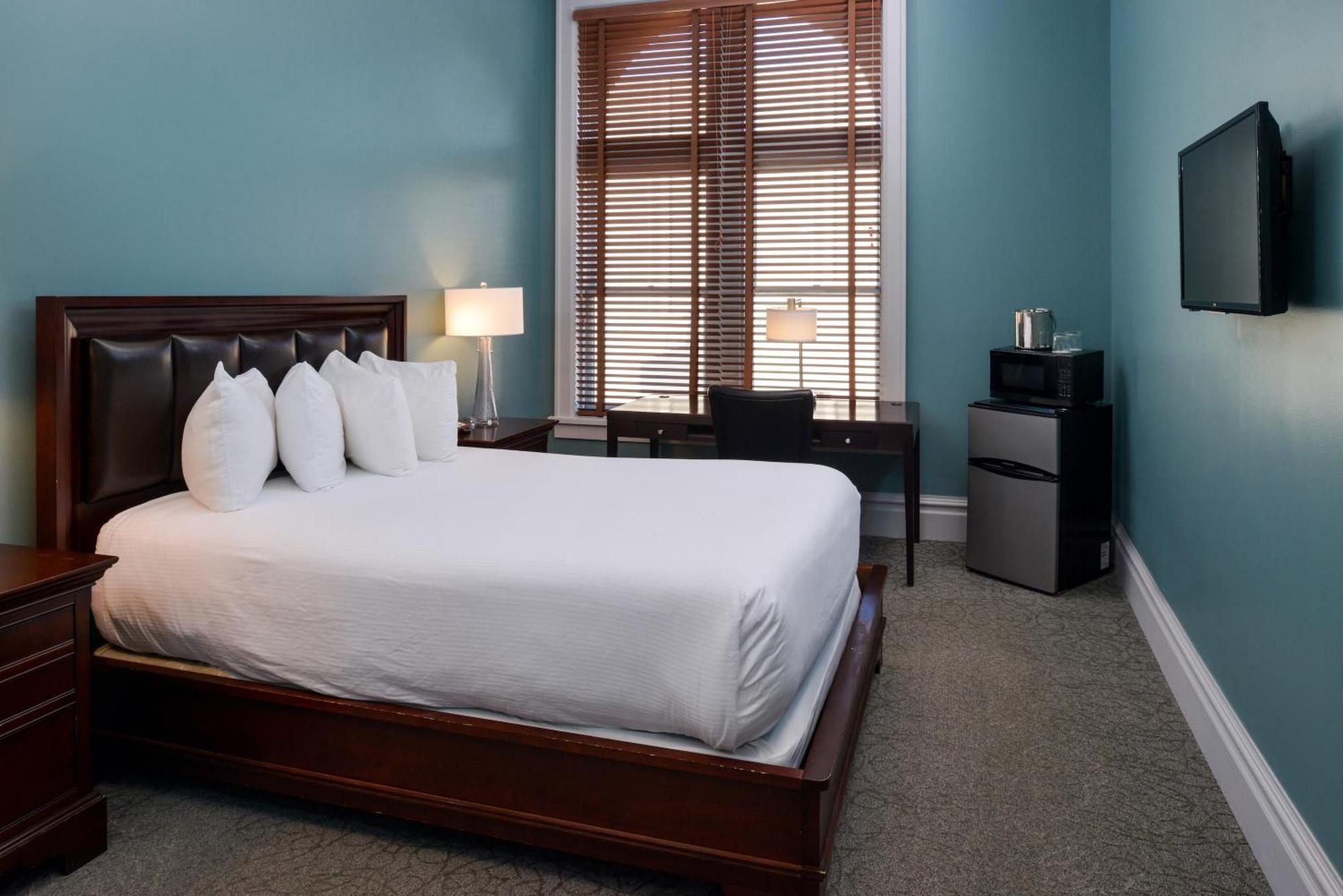 Montvale (adults Only) Hotel 3*