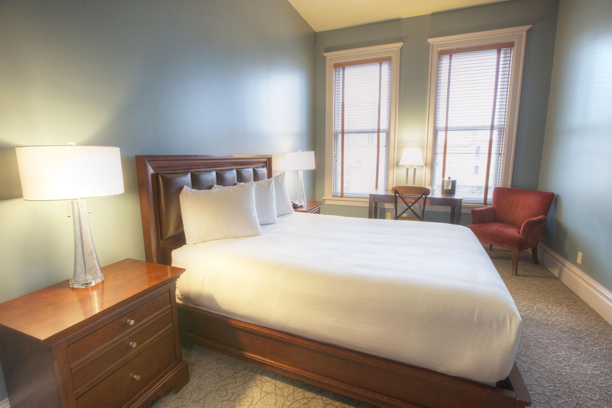 Montvale (adults Only) 3*